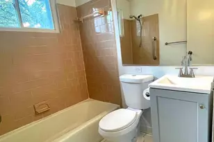 5028 Roseld Ct, Oxon Hill, MD 20745 - Photo 12