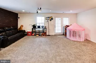 14301 Ridge View Ln, Laurel, MD 20707 - Photo 32