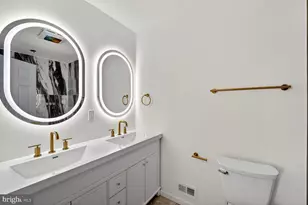 2708 West Ave, District Heights, MD 20747 - Photo 16