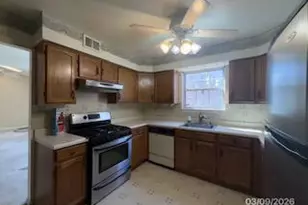 4505 John St, Suitland, MD 20746 - Photo 8