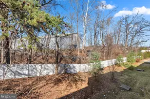 10044 Dorsey Ln, Lanham, MD 20706 - Photo 2