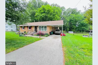 7802 Beechnut Road, Capitol Heights, MD 20743 - Photo 2