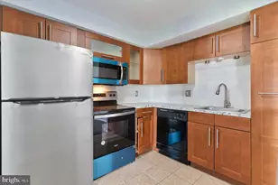 10122 Campus Way S, Upper Marlboro, MD 20774 - Photo 8