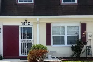 1910 Village Green Dr, Landover, MD 20785 - Photo 22