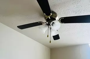 1910 Village Green Dr, Landover, MD 20785 - Photo 10