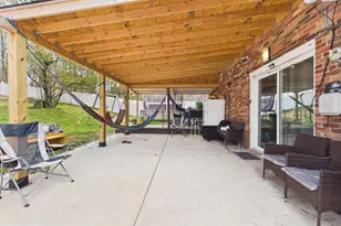 6802 Temple Hill Rd, Temple Hills, MD 20748 - Photo 36