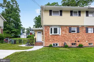 814 Booker Pl, Capitol Heights, MD 20743 - Photo 2