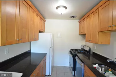 5460 85th Avenue #101, Hyattsville, MD 20784 - Photo 10