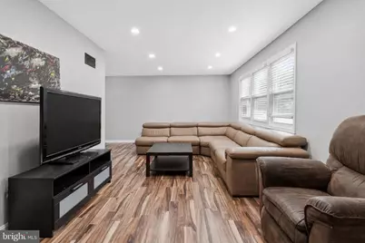 8611 35th Avenue, College Park, MD 20740 - Photo 4