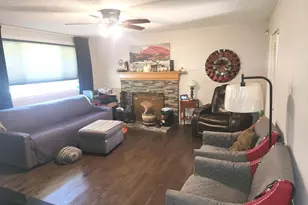 6405 Woodland Rd, Suitland, MD 20746 - Photo 2