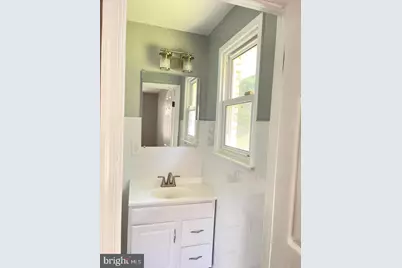 5103 Acorn Drive, Temple Hills, MD 20748 - Photo 4