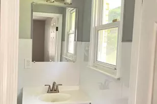 5103 Acorn Dr, Temple Hills, MD 20748 - Photo 4