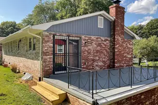 5103 Acorn Dr, Temple Hills, MD 20748 - Photo 18