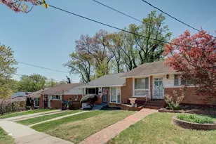 3105 Bellbrook Ct, Temple Hills, MD 20748 - Photo 2