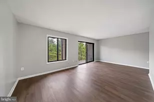 6934 Hanover Pkwy, Greenbelt, MD 20770 - Photo 4