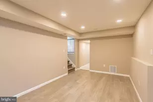 402 Warburton Oaks Dr, Fort Washington, MD 20744 - Photo 10