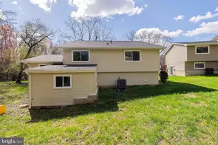 402 Warburton Oaks Dr, Fort Washington, MD 20744 - Photo 32