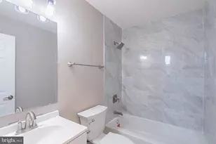 402 Warburton Oaks Dr, Fort Washington, MD 20744 - Photo 20