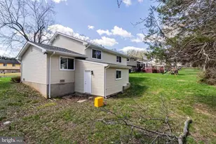 402 Warburton Oaks Dr, Fort Washington, MD 20744 - Photo 34