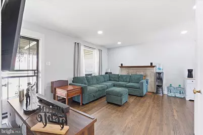 6929 Decatur Place, Hyattsville, MD 20784 - Photo 8