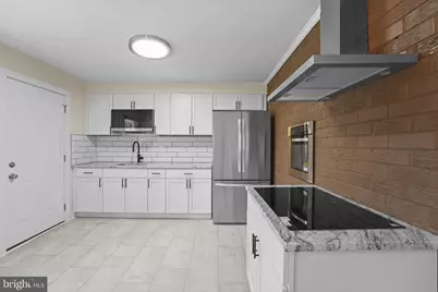 8405 Ravenswood, New Carrollton, MD 20784 - Photo 6