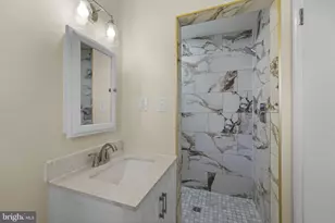 8405 Ravenswood, New Carrollton, MD 20784 - Photo 30