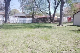 4106 St Clair Pl, Temple Hills, MD 20748 - Photo 16