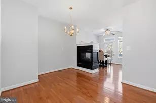 4210 Talmadge Cir, Suitland, MD 20746 - Photo 8