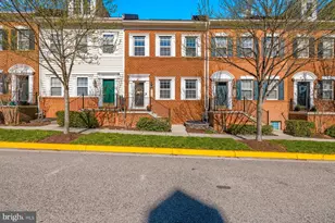 4210 Talmadge Cir, Suitland, MD 20746 - Photo 2