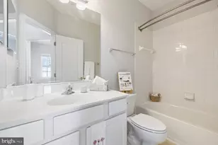 4210 Talmadge Cir, Suitland, MD 20746 - Photo 22