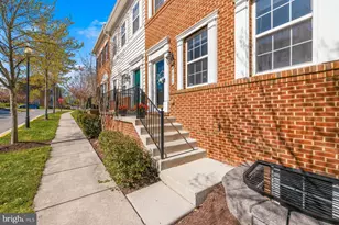 4210 Talmadge Cir, Suitland, MD 20746 - Photo 2