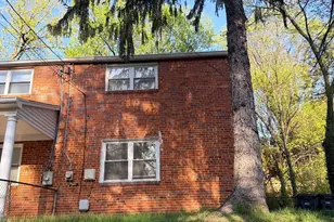 2220 Gaylord Dr, Suitland, MD 20746 - Photo 2