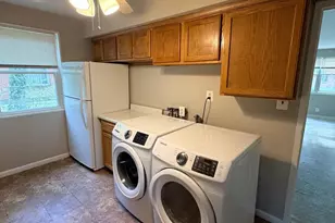 2220 Gaylord Dr, Suitland, MD 20746 - Photo 10