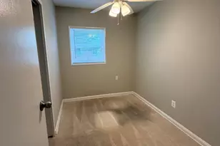 2220 Gaylord Dr, Suitland, MD 20746 - Photo 18