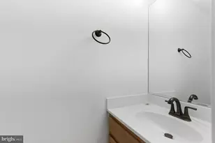 4701 Pistachio Ln, Capitol Heights, MD 20743 - Photo 18