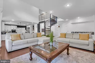 16901 Federal Hill Ct, Bowie, MD 20716 - Photo 10
