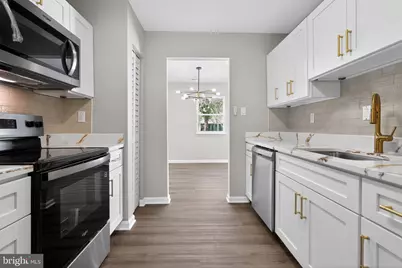 7509 Courtney Place, Landover, MD 20785 - Photo 8