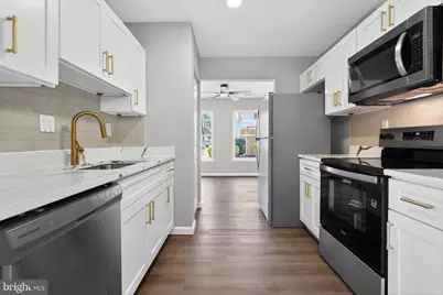 7509 Courtney Place, Landover, MD 20785 - Photo 12