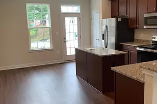 4913 Crest View Dr, Hyattsville, MD 20782 - Photo 4