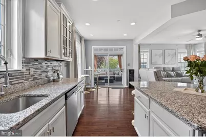 2608 Saint Nicholas Way, Glenarden, MD 20706 - Photo 16