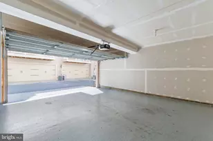 5365 S Center Dr, Greenbelt, MD 20770 - Photo 36