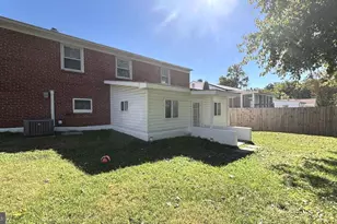 9906 Lanham Severn Rd, Lanham, MD 20706 - Photo 34