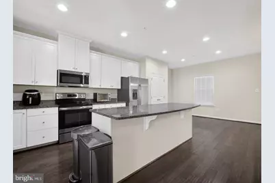 14409 Sandy Ridge Lane, Laurel, MD 20707 - Photo 4