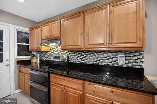 216 Careybrook Ln, Oxon Hill, MD 20745 - Photo 6