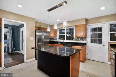 216 Careybrook Lane, Oxon Hill, MD 20745 - Photo 4