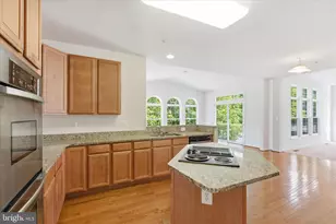 8114 Holly Ln, Clinton, MD 20735 - Photo 8
