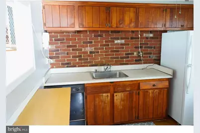 8301 Legation Road, Hyattsville, MD 20784 - Photo 6