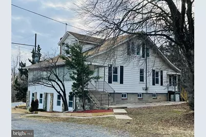 9066 Baltimore Avenue, College Park, MD 20740 - Photo 2