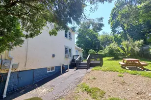 611 60th Pl, Fairmount Heights, MD 20743 - Photo 46