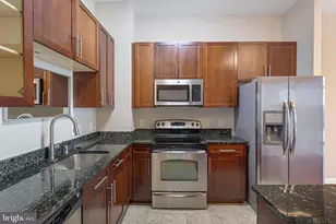 155 Potomac Passage, National Harbor, MD 20745 - Photo 6